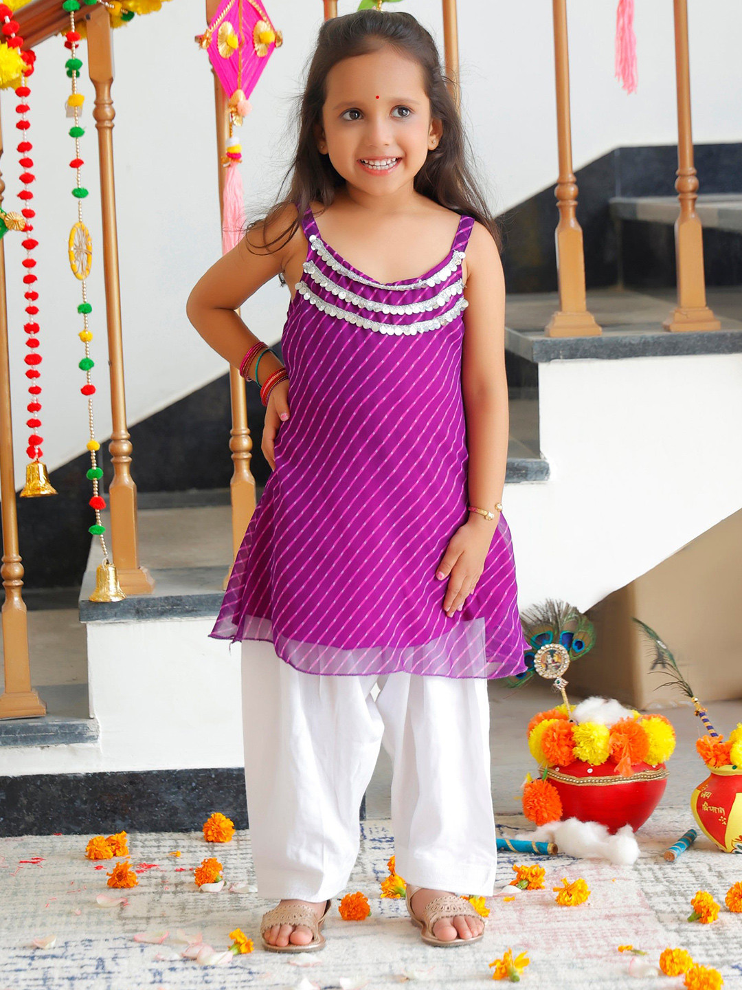 Thread & Button Girls Leheriya Regular Thread Work Silk Chiffon Kurta with Trousers