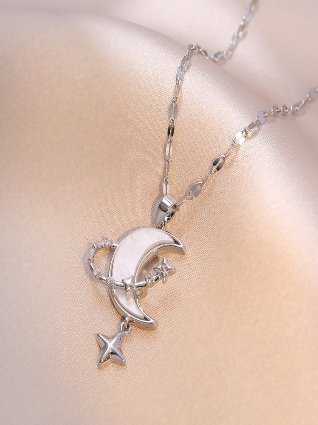 DressBerry Half Moon Shaped Stone Studed Pendant Chain