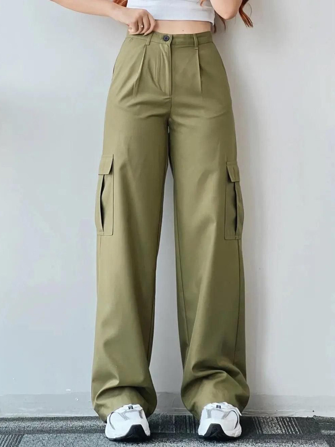 Miss Mosa By Akanksha  Women Roderno Cargo Statement Pants