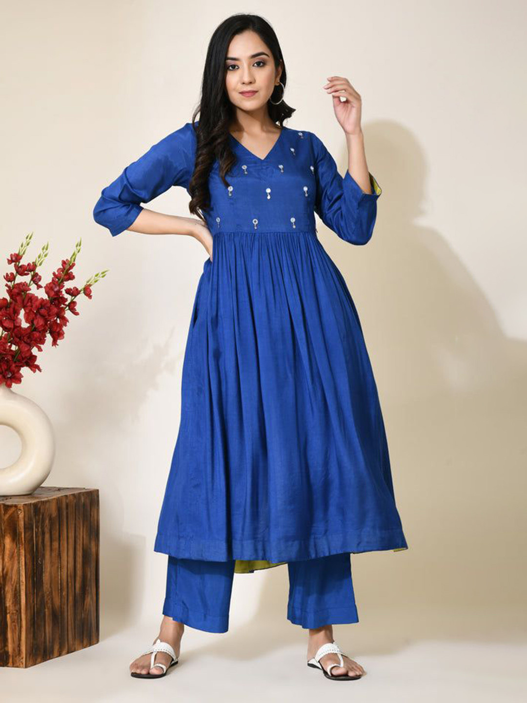SEEDS OF FUSION Mirror Work V-Neck Pure Cotton Anarkali Kurta