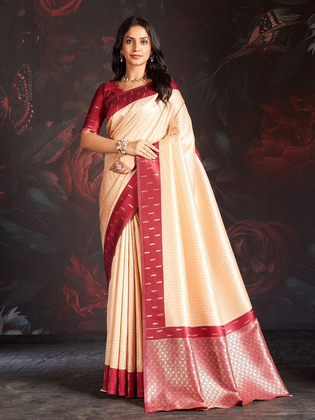 SARHAWoven Zari Art Silk Saree