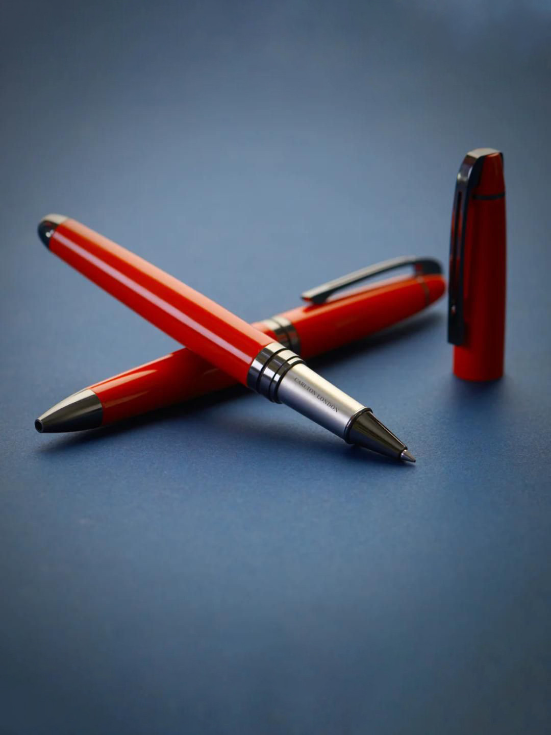 Carlton London  Unisex2-Pcs Glossy Twist & Roller Pens