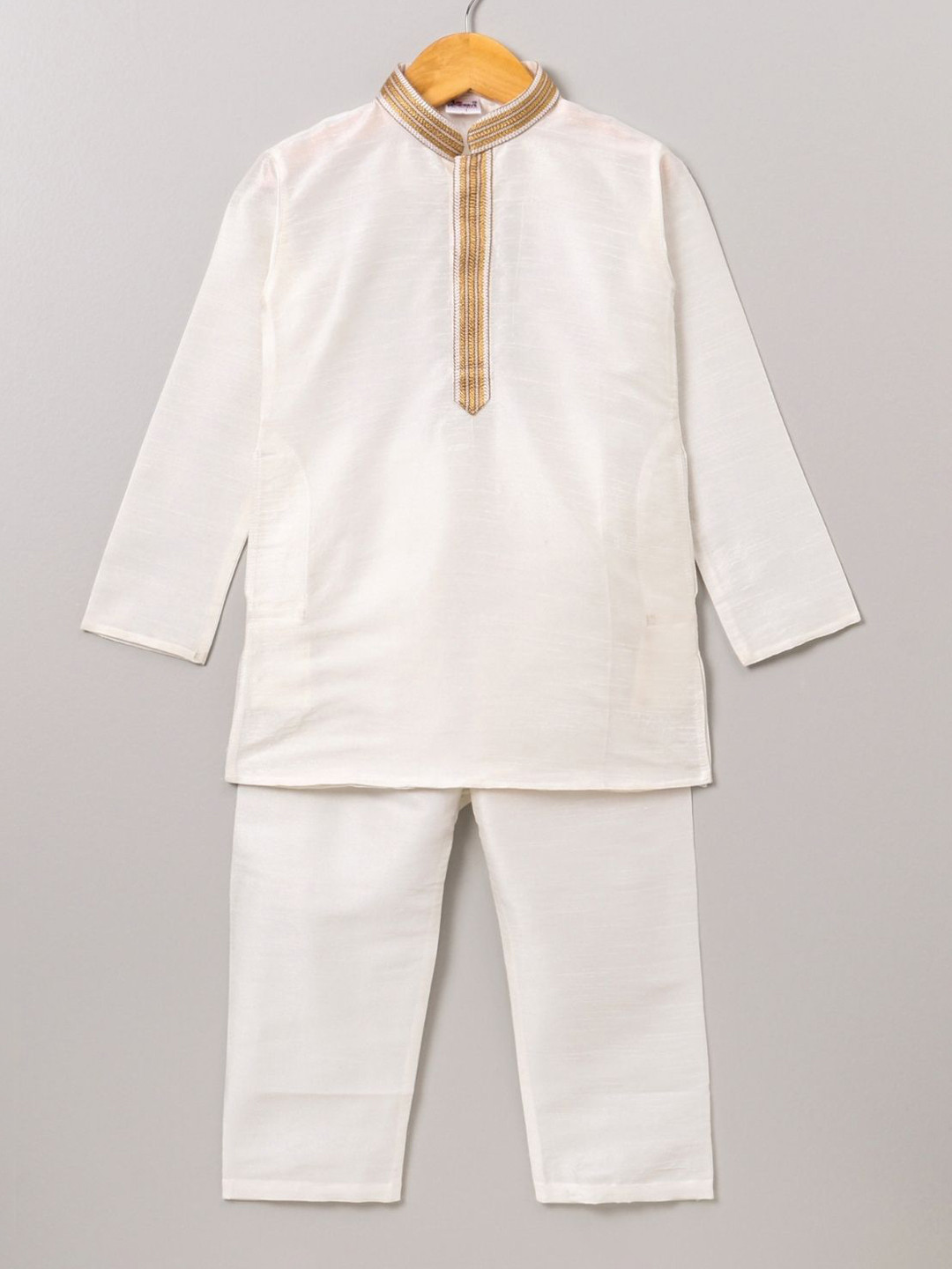 Pehanaava Boys Embroidered Gotta Patti Mandarin Collar A-Line Kurta
