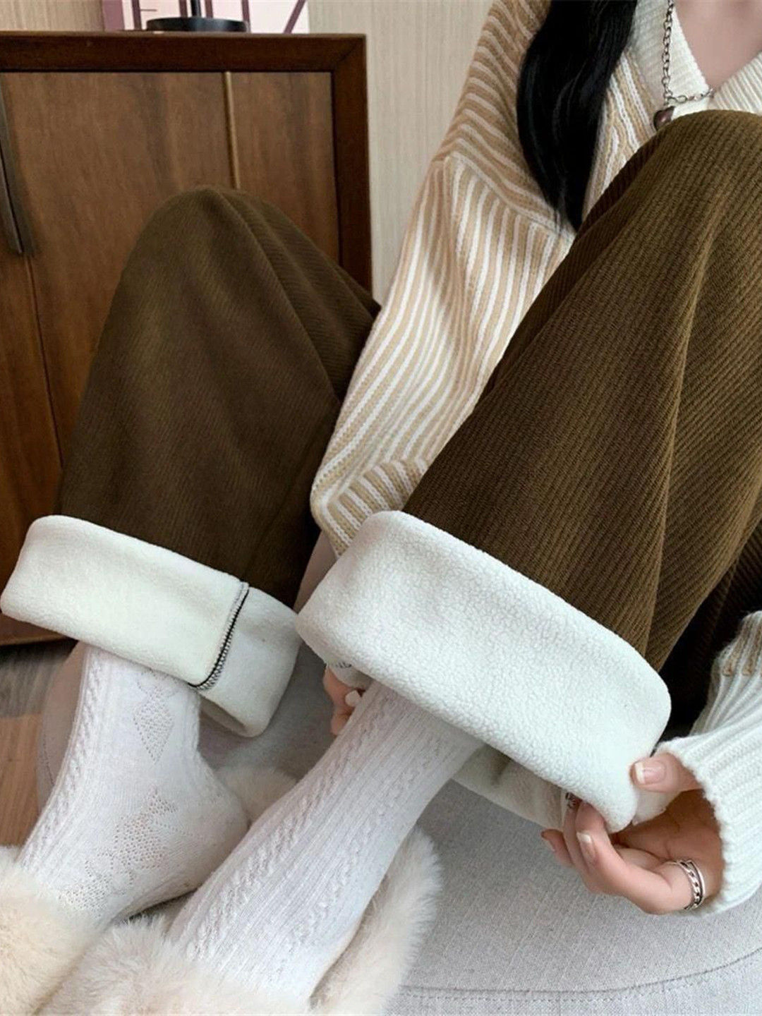 Miss Mosa By Akanksha  Women Loose Fit High-Rise Olive Marley Wide Leg Fleece Pants