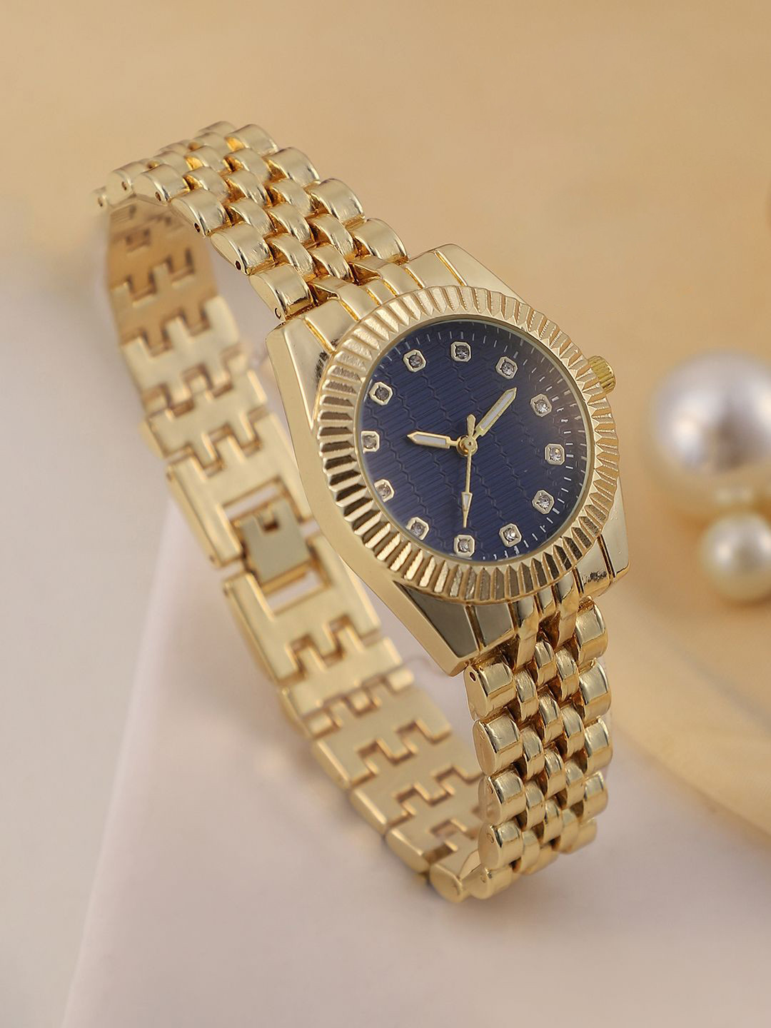 HAUTE SAUCE  Women's The Ribbed H-Link Round Watch SS25_HSWC1341