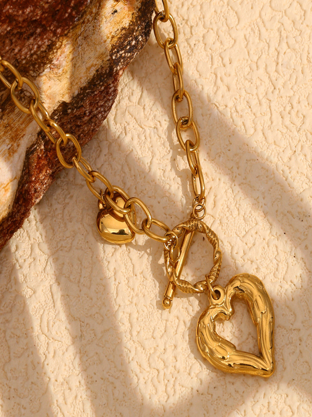 DressBerry Women Heart Design Chain