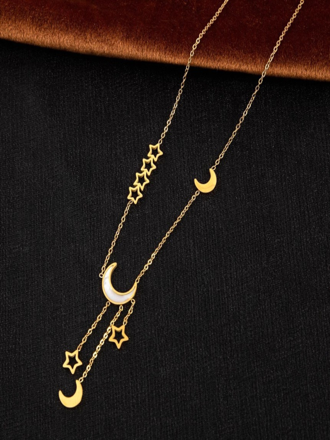 DressBerry Women Moon Charm Chain