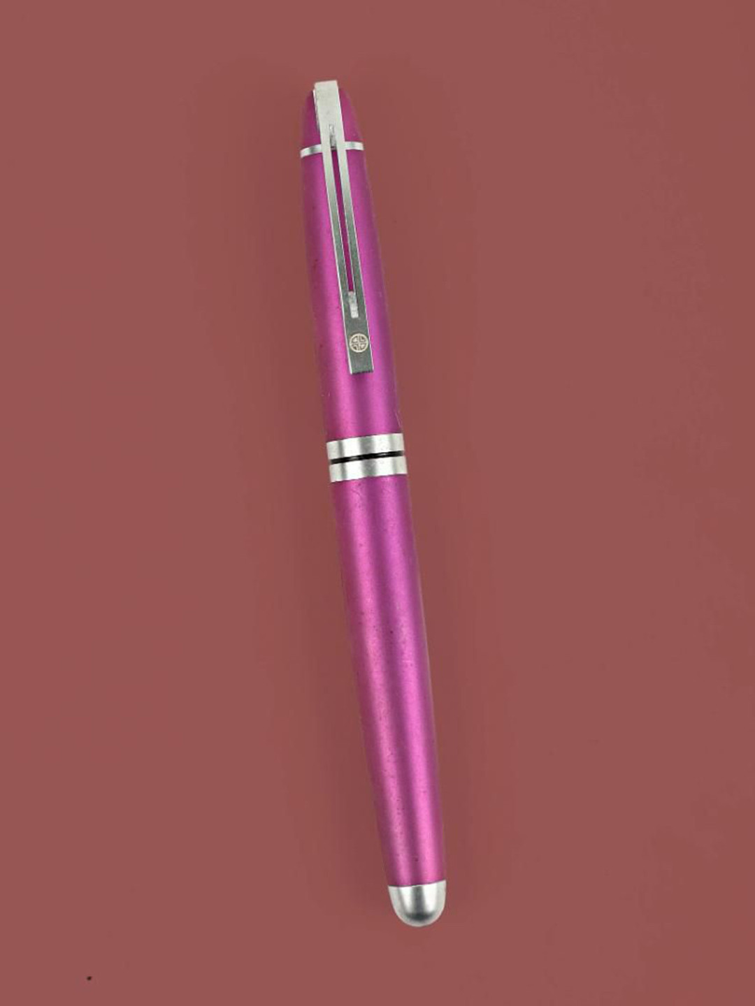 Carlton London Glossy Rapid Pen