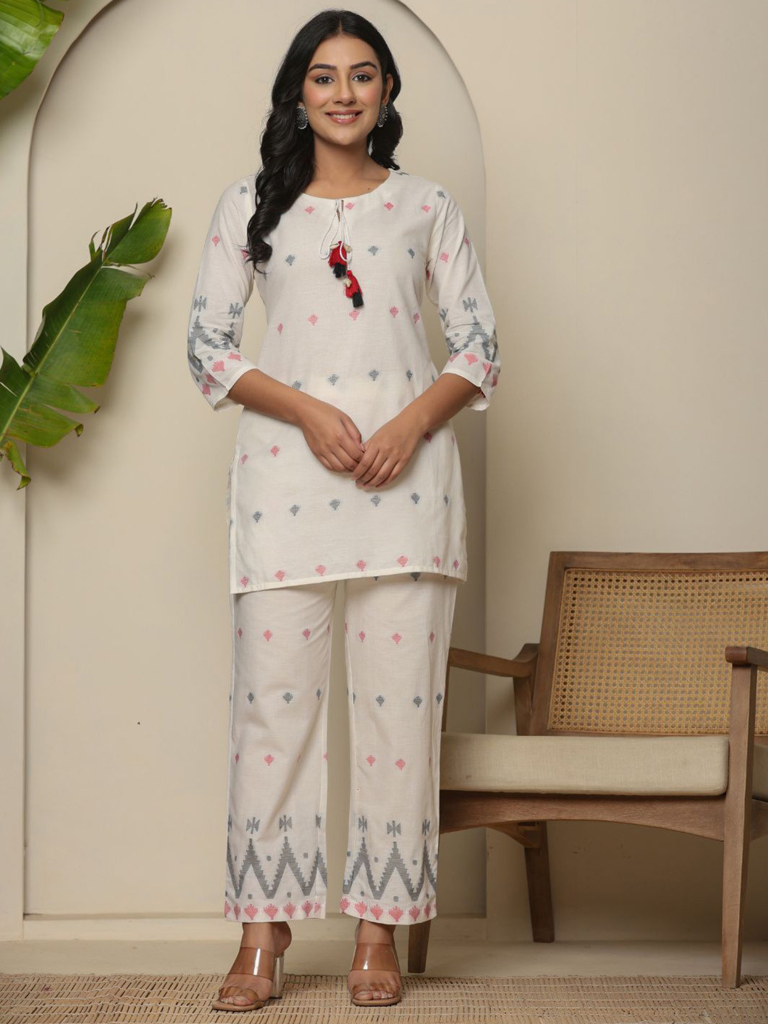 Do Dhaage Textured Cotton Tunic With Trousers Co-Ords