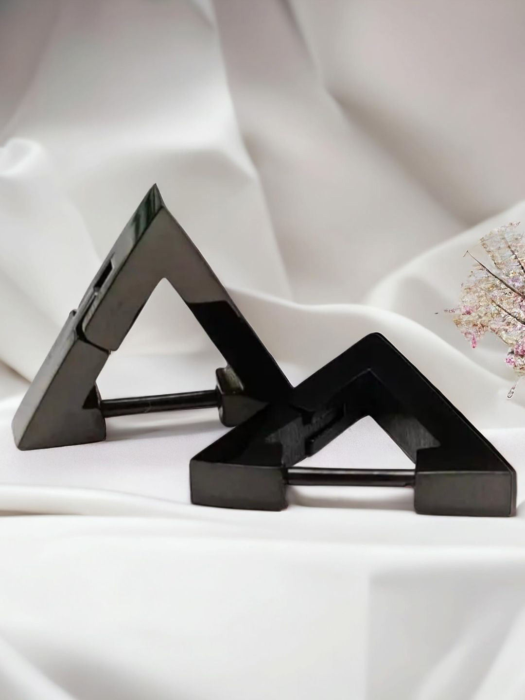 The Roadster Lifestyle Co Triangle Hoop Earrings