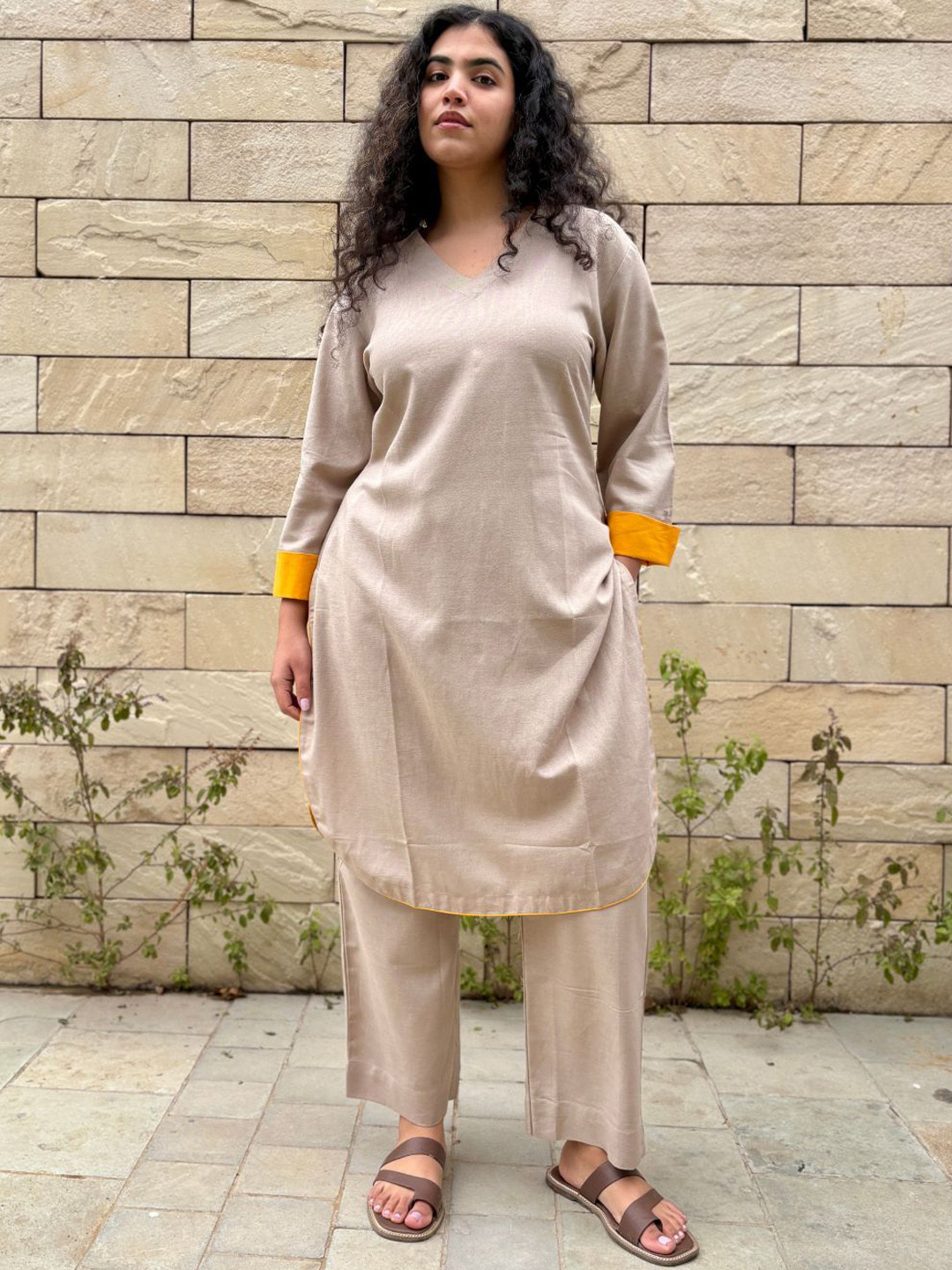 Minimul V-Neck Linen Straight Kurta With Trousers