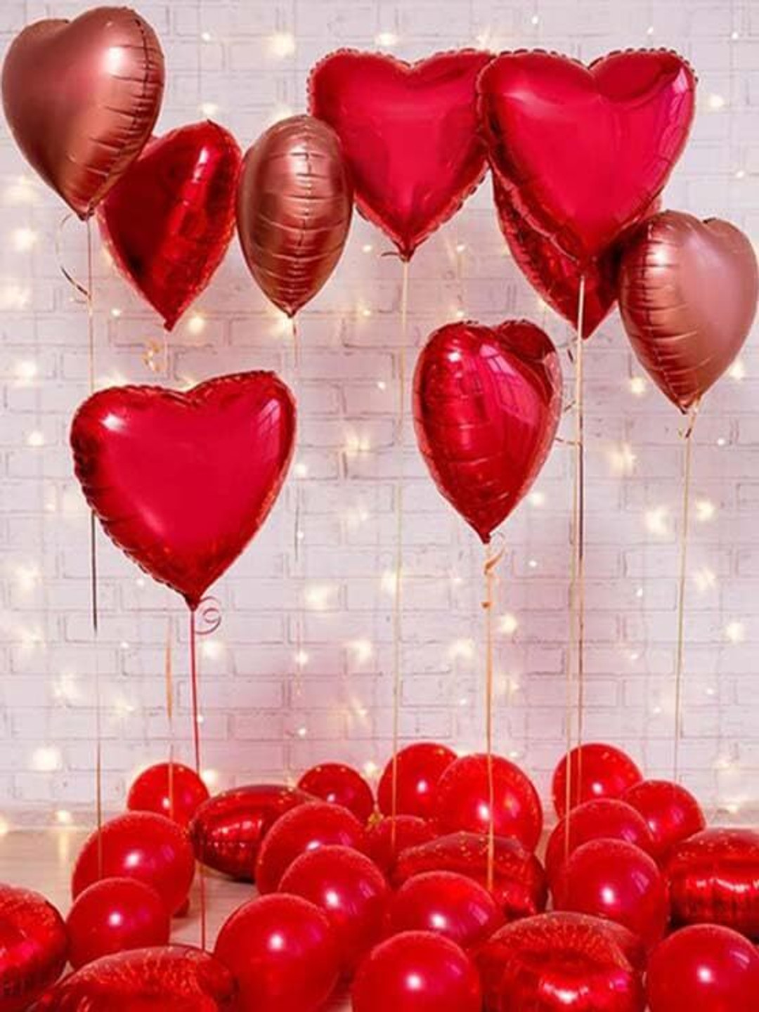 Special You 33-Pcs Red Heart Theme Decoration Kit