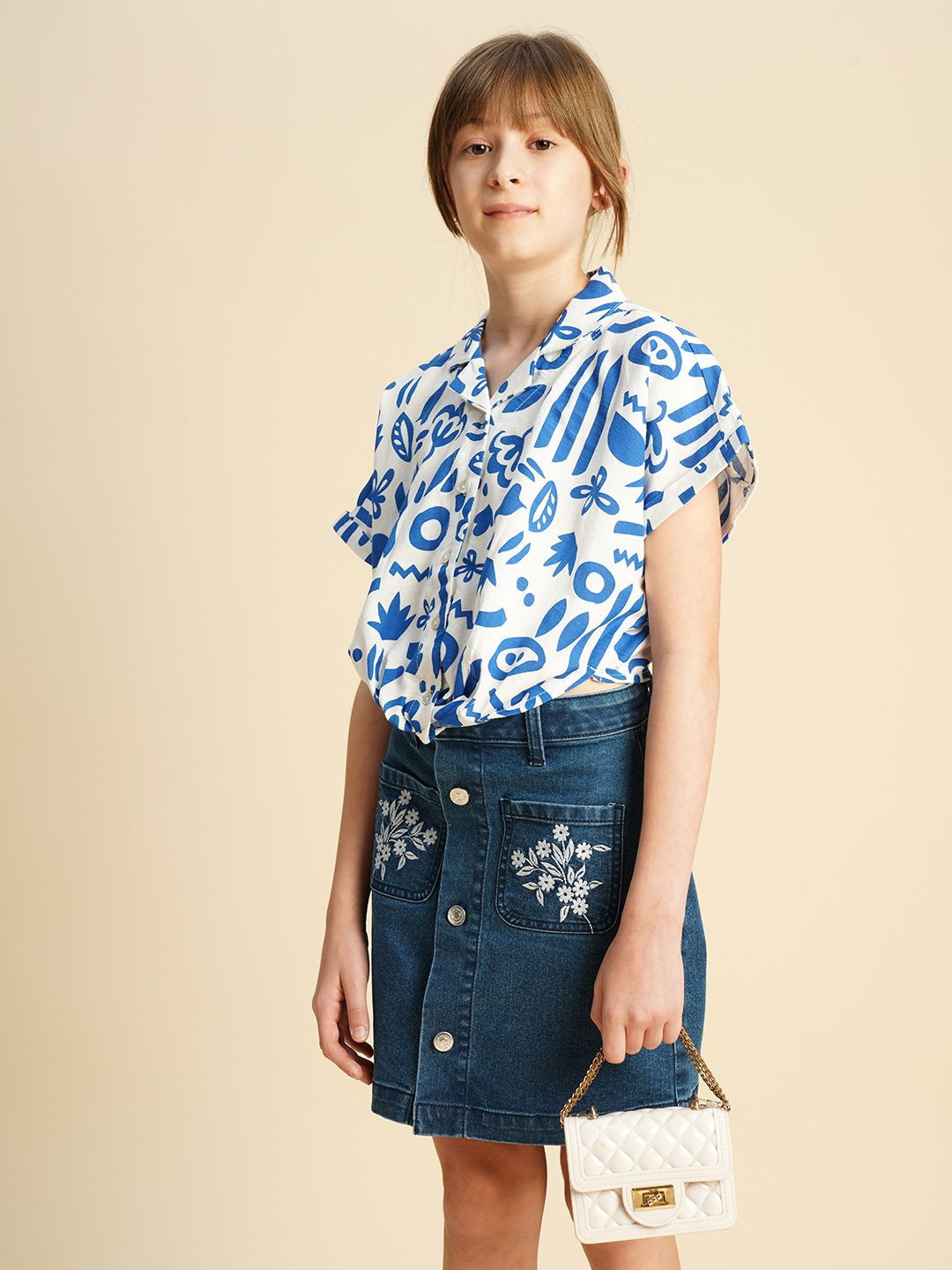 Vero Moda Girls Boxy Opaque Printed Casual Shirt