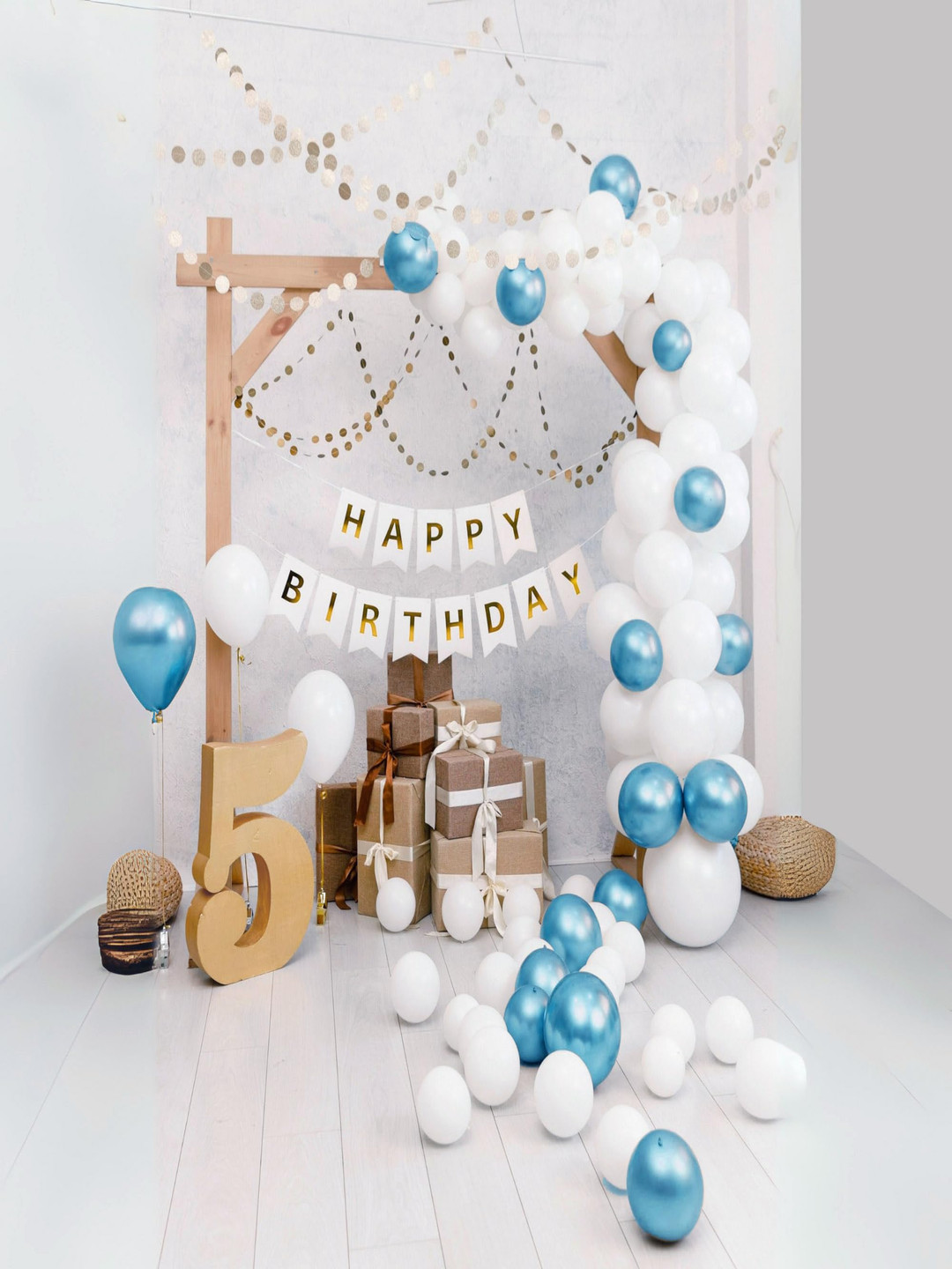 Special You 37-Pcs White & Blue Festive Decor