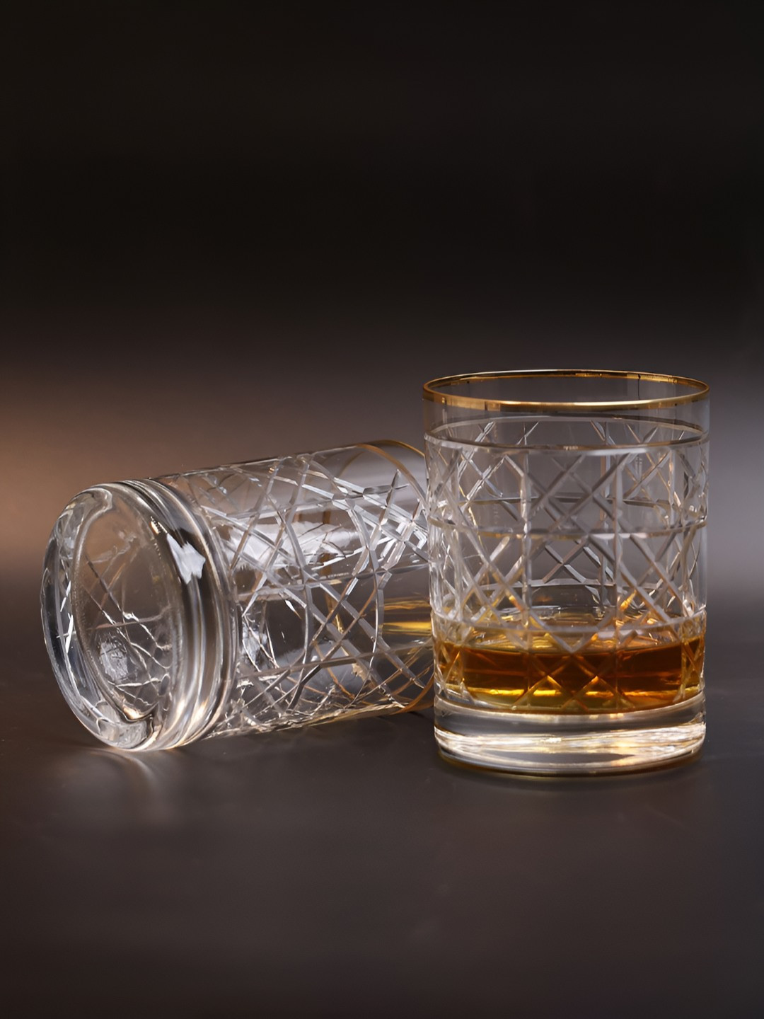 SMOKEY COCKTAIL Transparent Set of 2 Crystal Diamond Cut Gold Rim Whisky Glass