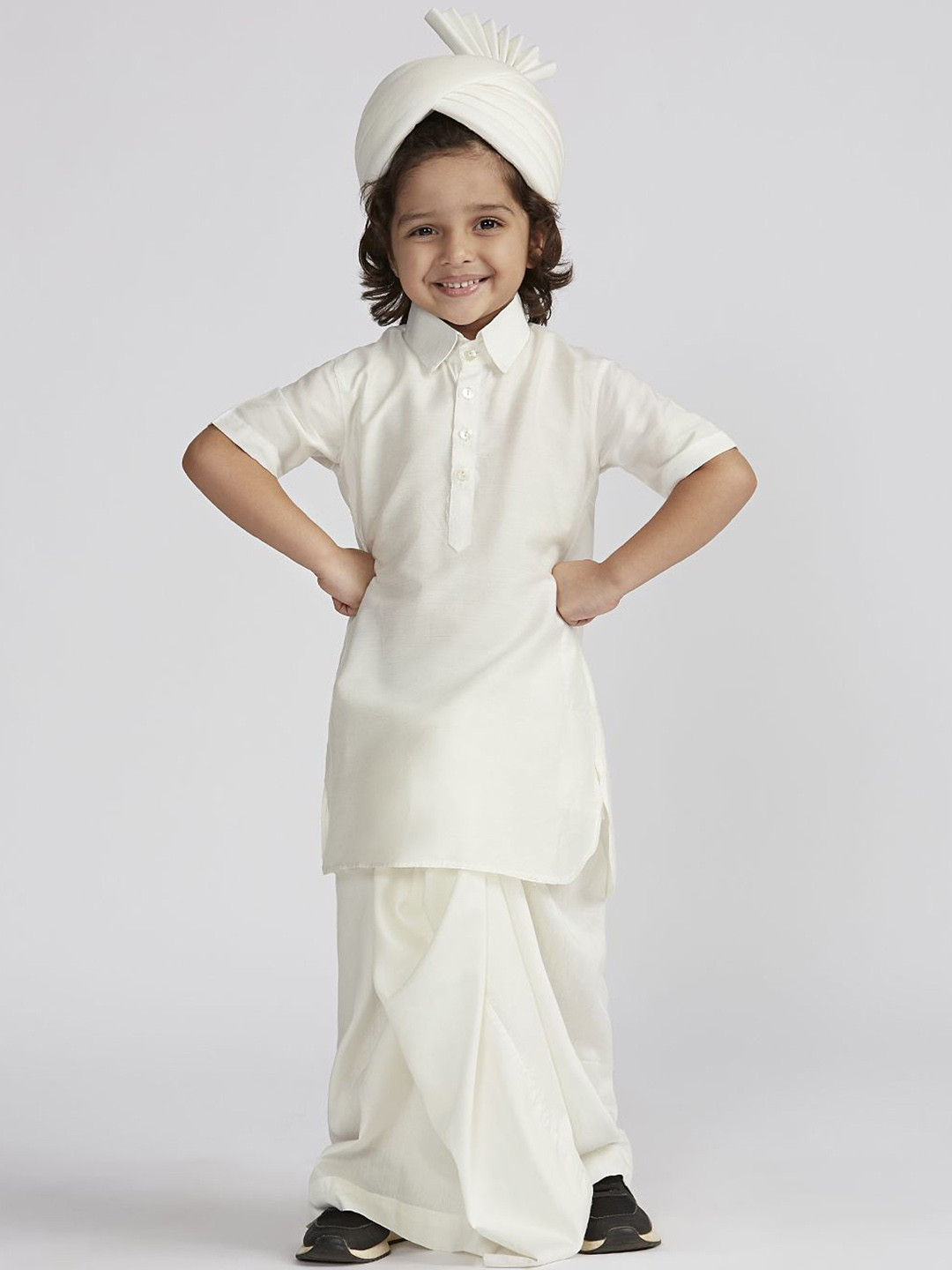 VASTRAMAY Boys Shirt Collar Straight Kurta With Veshti & Safa