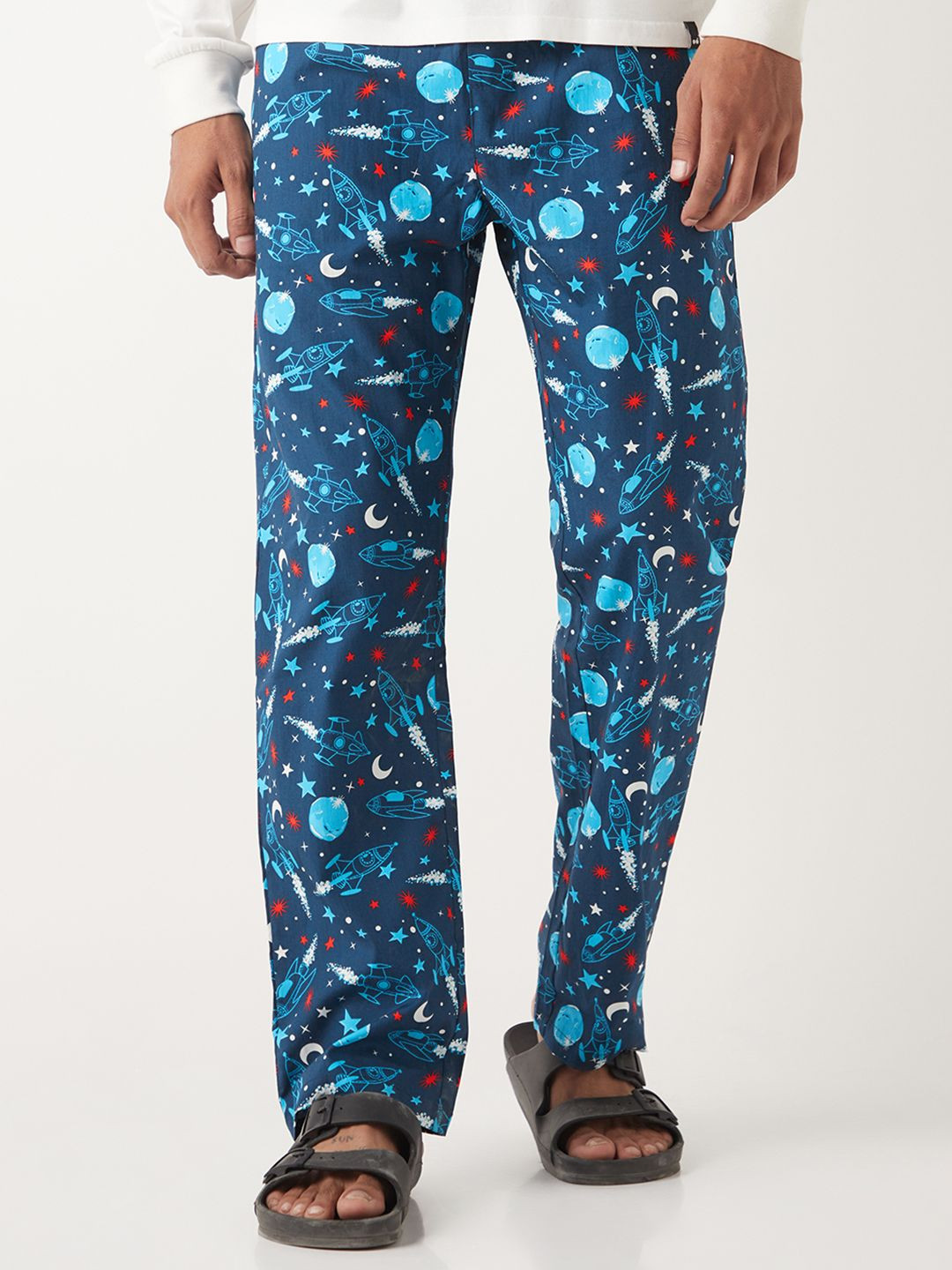 Bewakoof Men's Blue All Over Printed Pyjamas