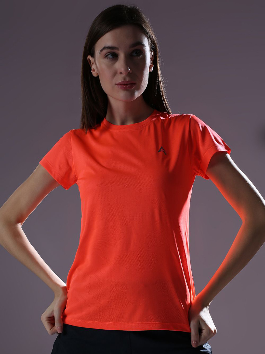 AGUANTE Women's Race T-shirts