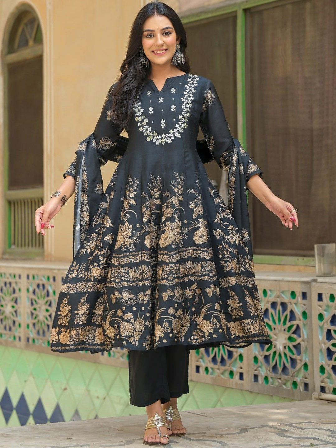 Sindh Fashion Women Ethnic Motifs Embroidered Work Kurta with Trousers & With Dupatta