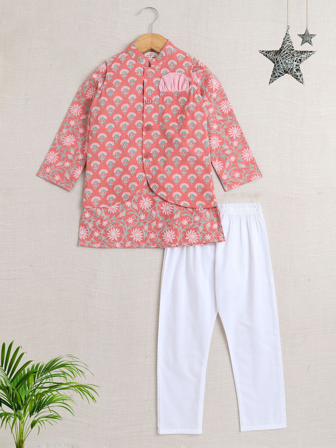 The Magic Wand Boys Floral Printed Regular Pure Cotton Kurta with Pyjamas