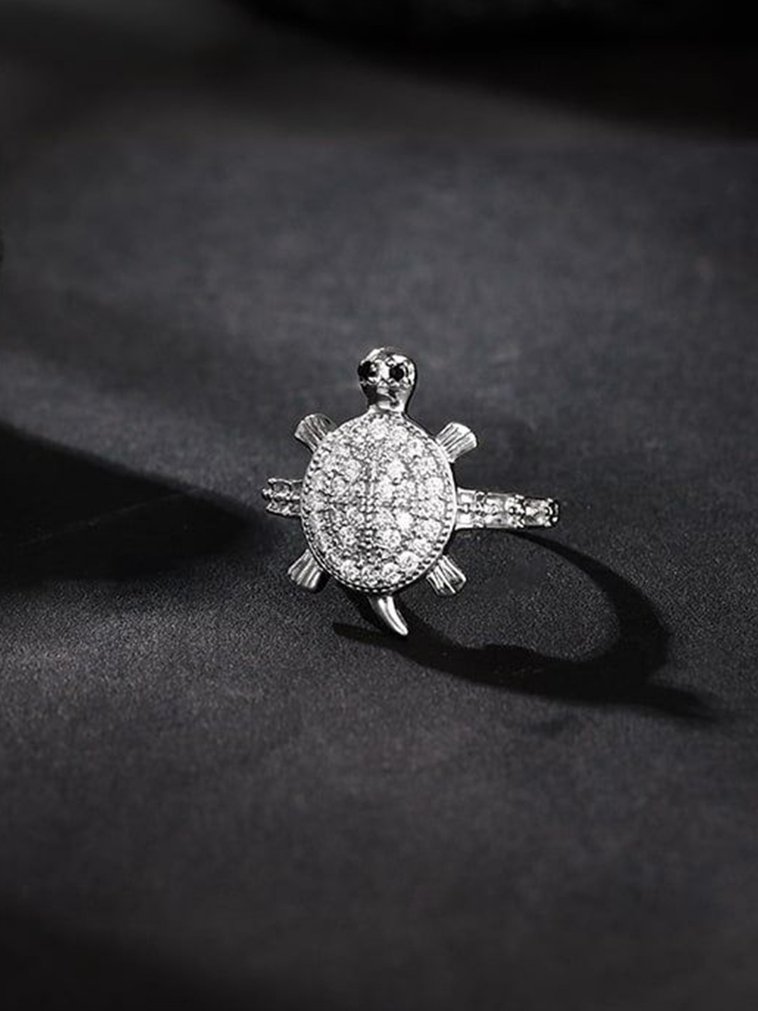 GIVA 925 Silver Rhodium-Plated Cubic Zirconia Wise Tortoise Ring For Him