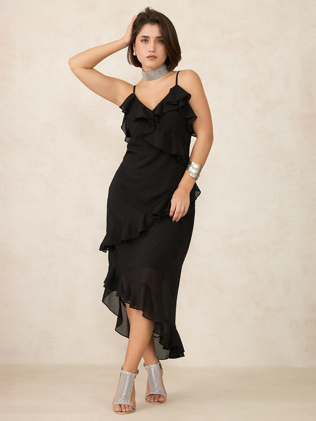 Virgio Georgette Ruffle Detailed Midi Dress