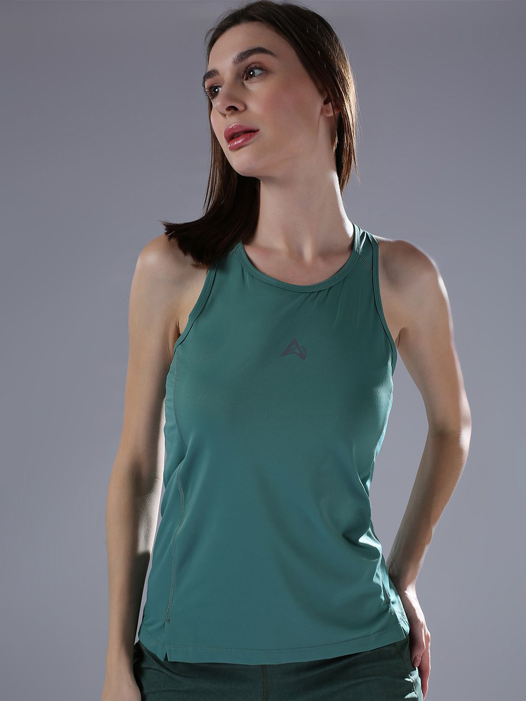 AGUANTE Muse Racer Back Tank Top