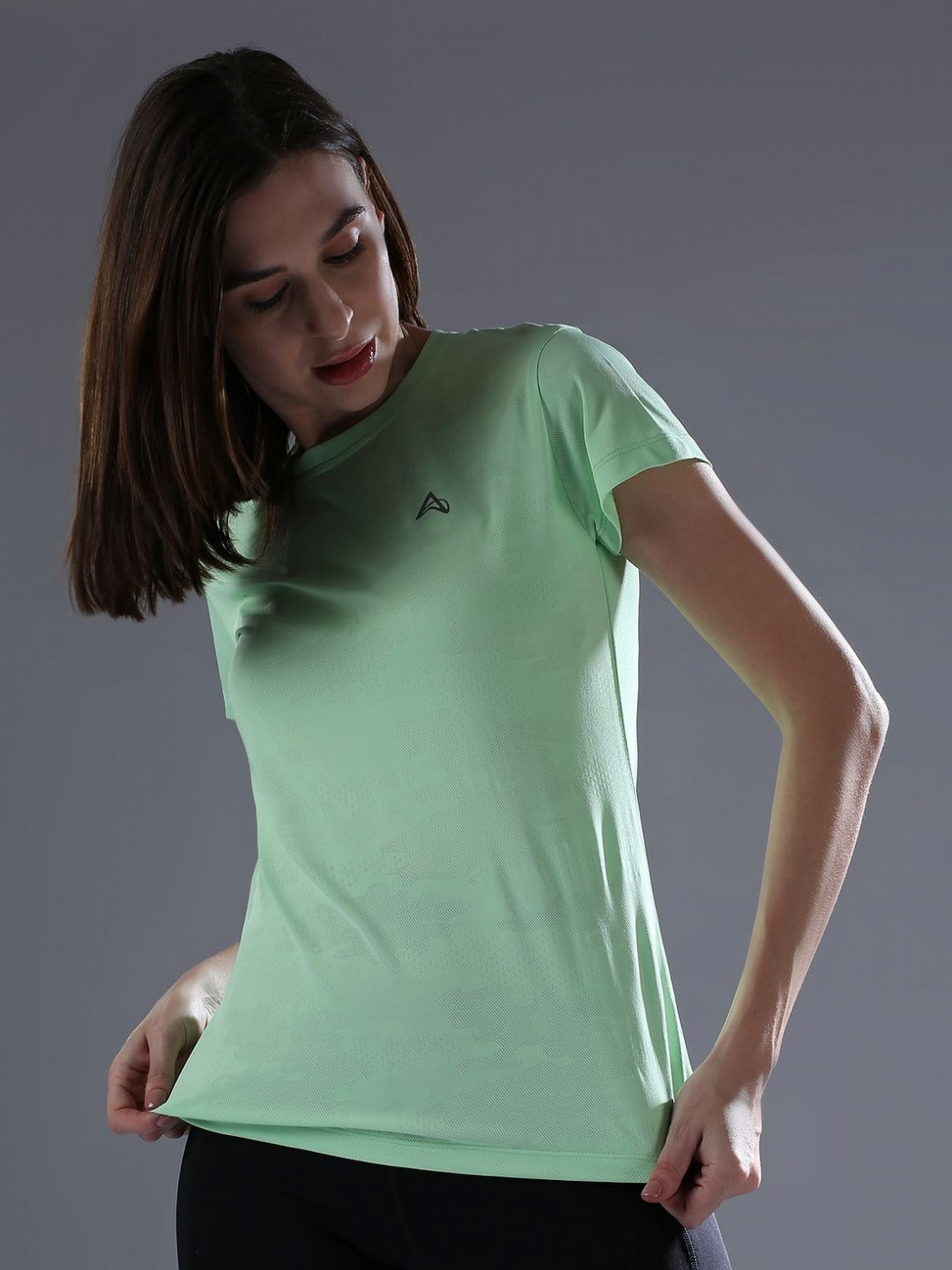 AGUANTE Women's Race T-shirts