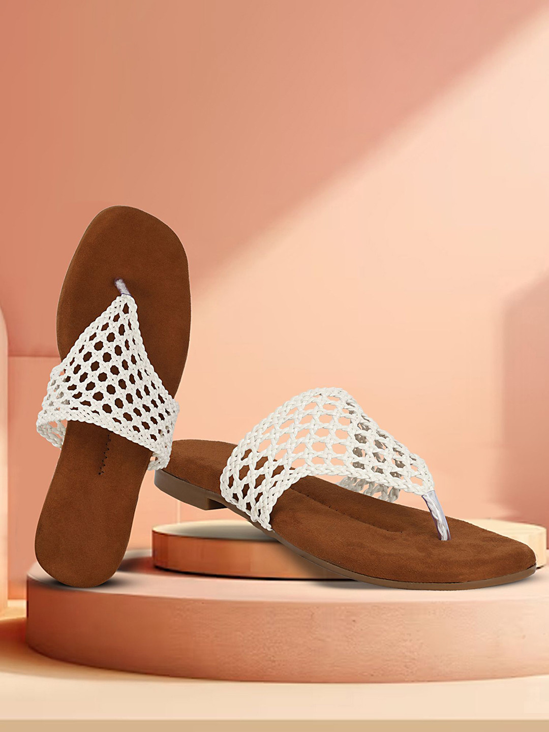 Commander Shoes Women Textured Open Toe Flats