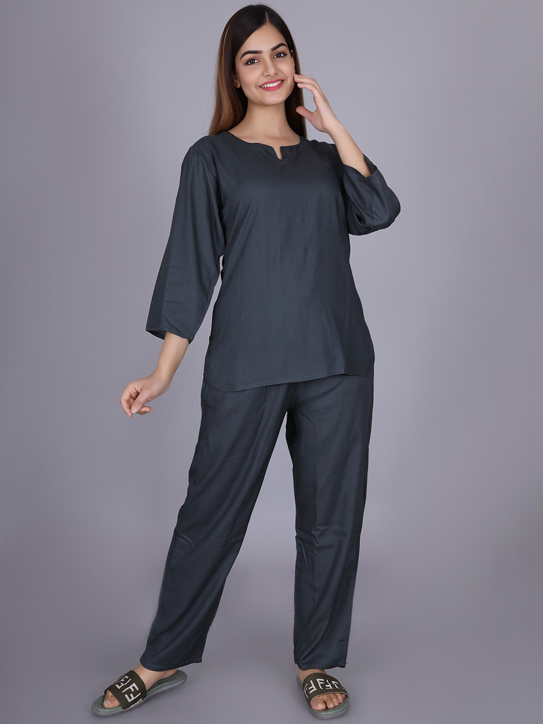AYUSH TEXTILES Women Night suit
