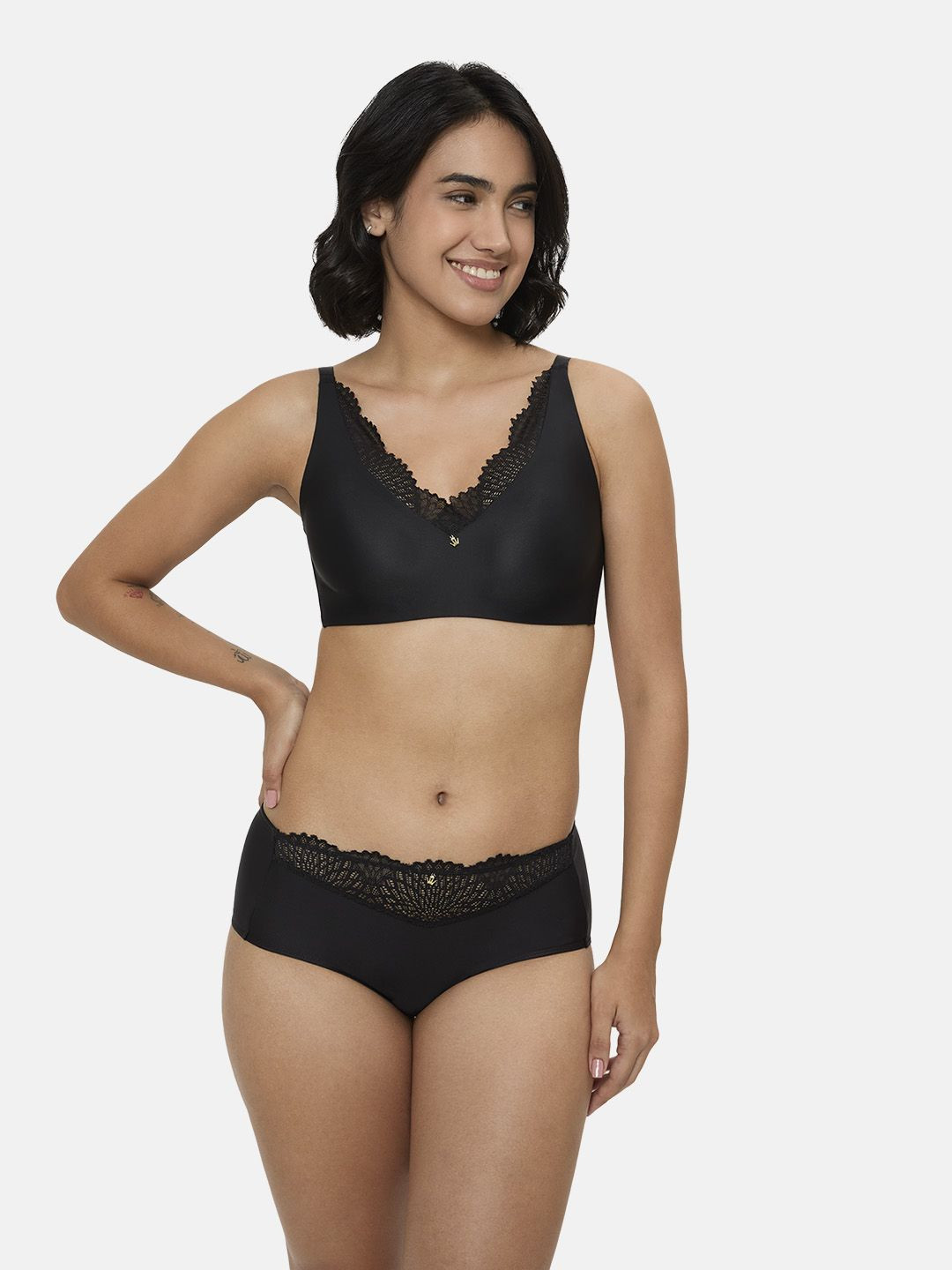 Triumph Lacy Sensation Non Wired Non Padded Bra