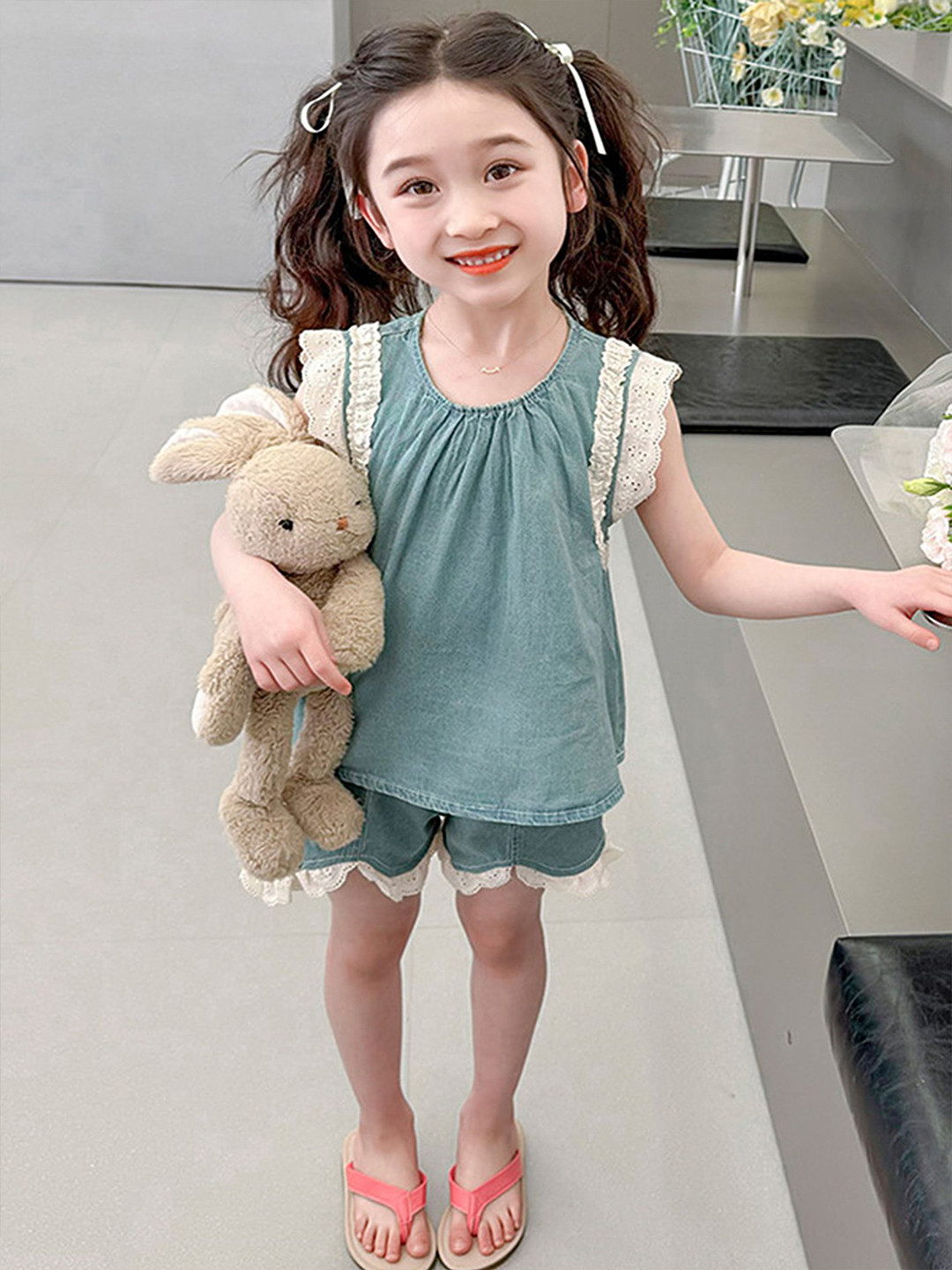 LULU & SKY Girls Pleated Cap Sleeves Top With Shorts