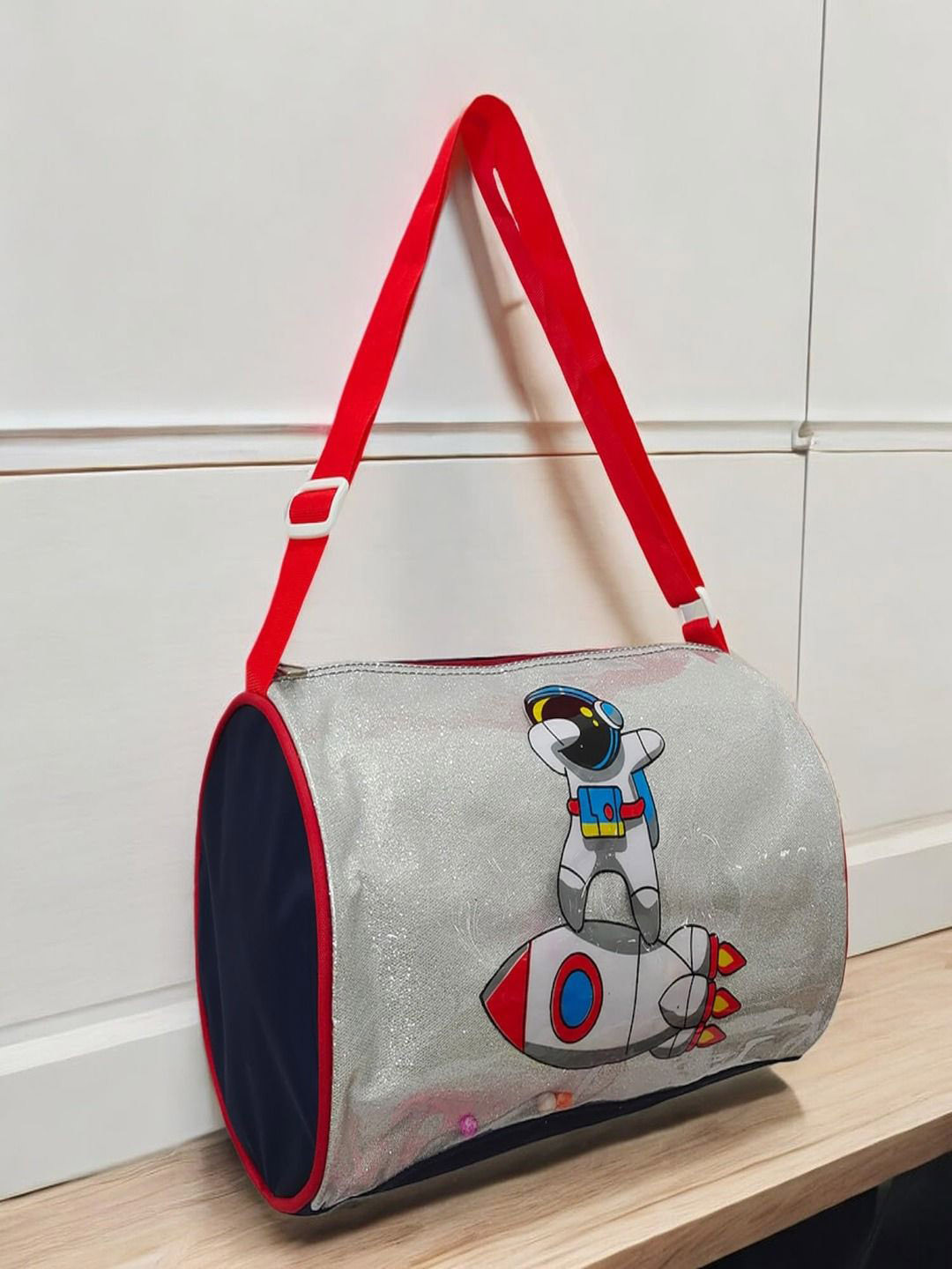 ANNA CREATIONS Boys Printed Glitter Sports Duffel Bag
