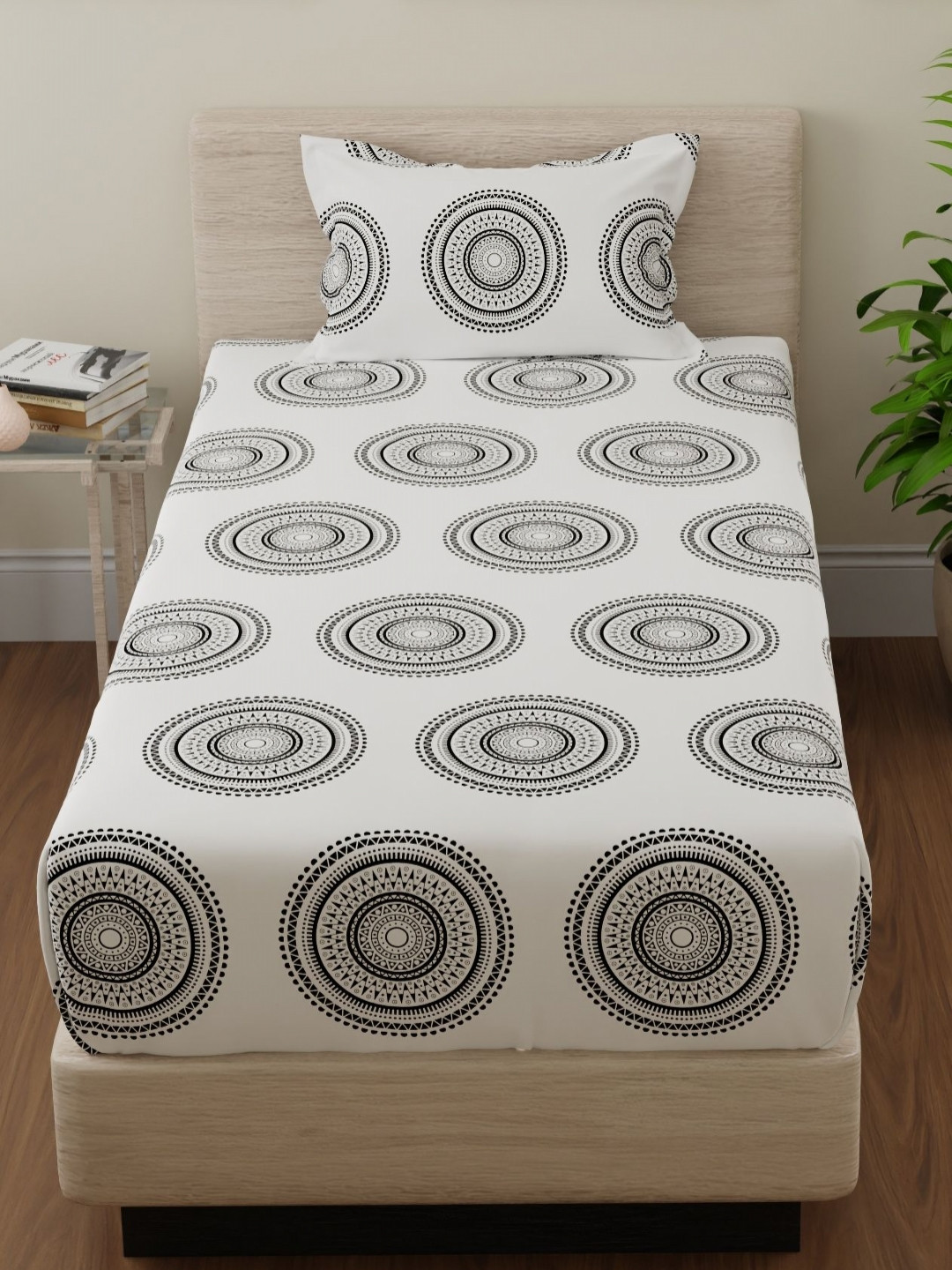 Huesland White Graphic Cotton 186 TC Single Fine Bedsheet with a Pillow Cover-87 x 51 inches