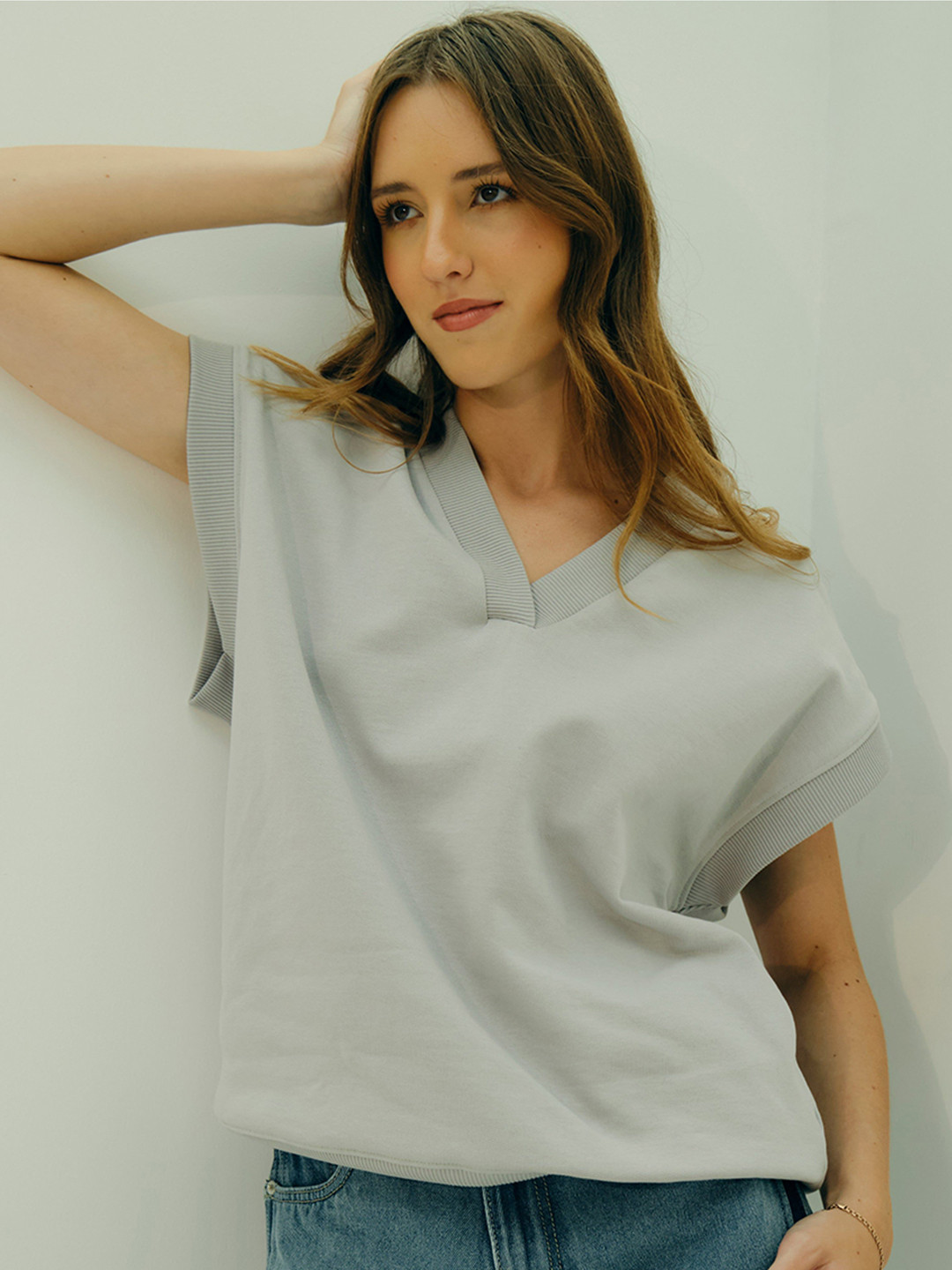 Virgio Women Roper Oversized V-Neck Sweater Vest