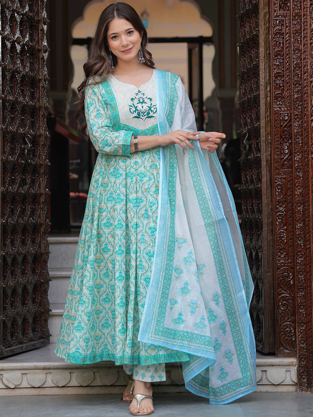 Mizaz Floral Printed Thread Work Anarkali Pure Cotton Kurta With Trousers And Dupatta