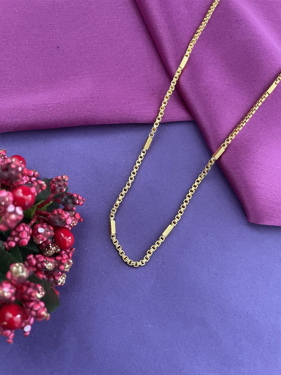 Digital Dress Room Gold-Plated Minimal Mohini Pipe Chain