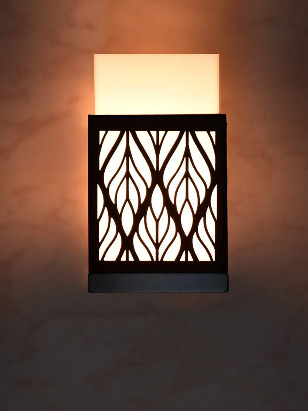 Gojeeva Black Wooden Square Shaped Wall Lamp