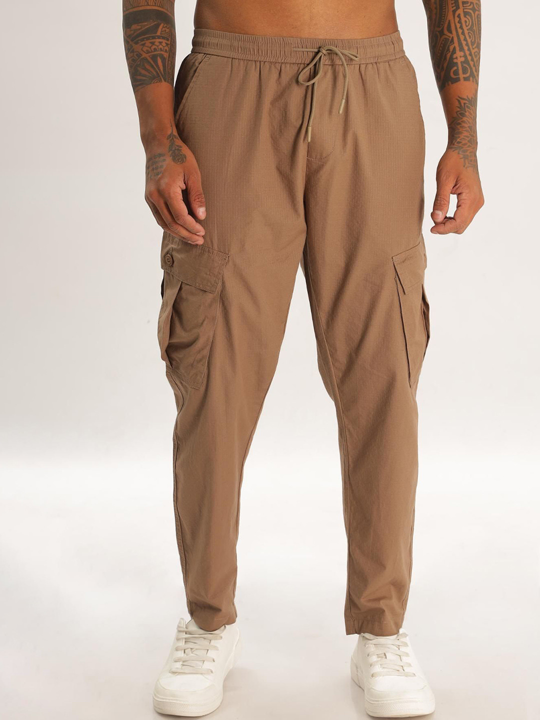 COLOR HUNT Men Relaxed Joggers Trousers