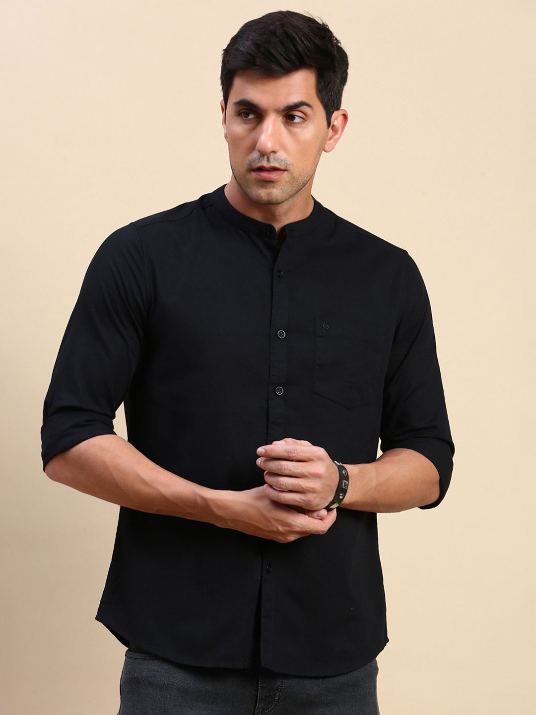 Classic Polo Men India Slim Fit Band Collar Solid Cotton Casual Shirt