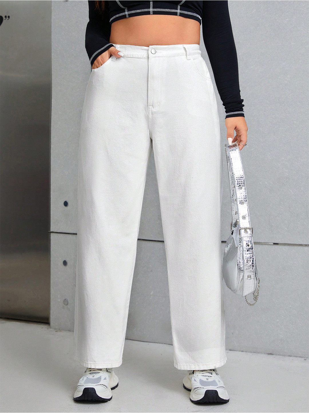 HIGH BUY Women Straight Fit High-Rise Jeans