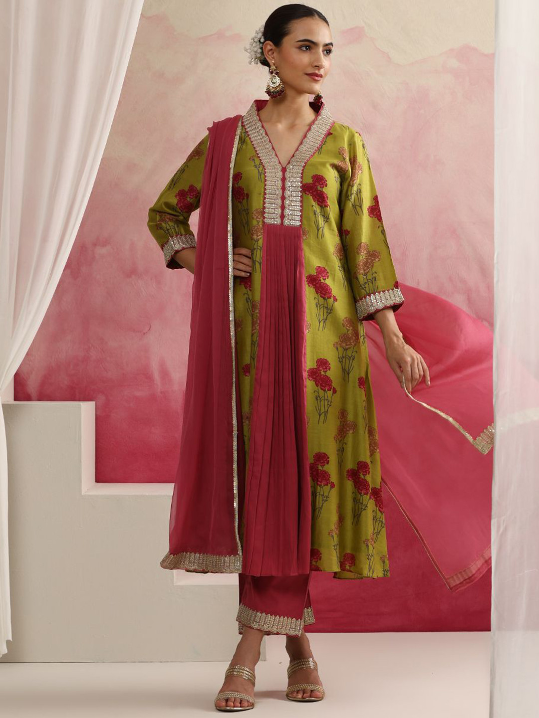 Khushal K Women Floral Embroidered Regular Sequinned Kurta with Palazzos & With Dupatta