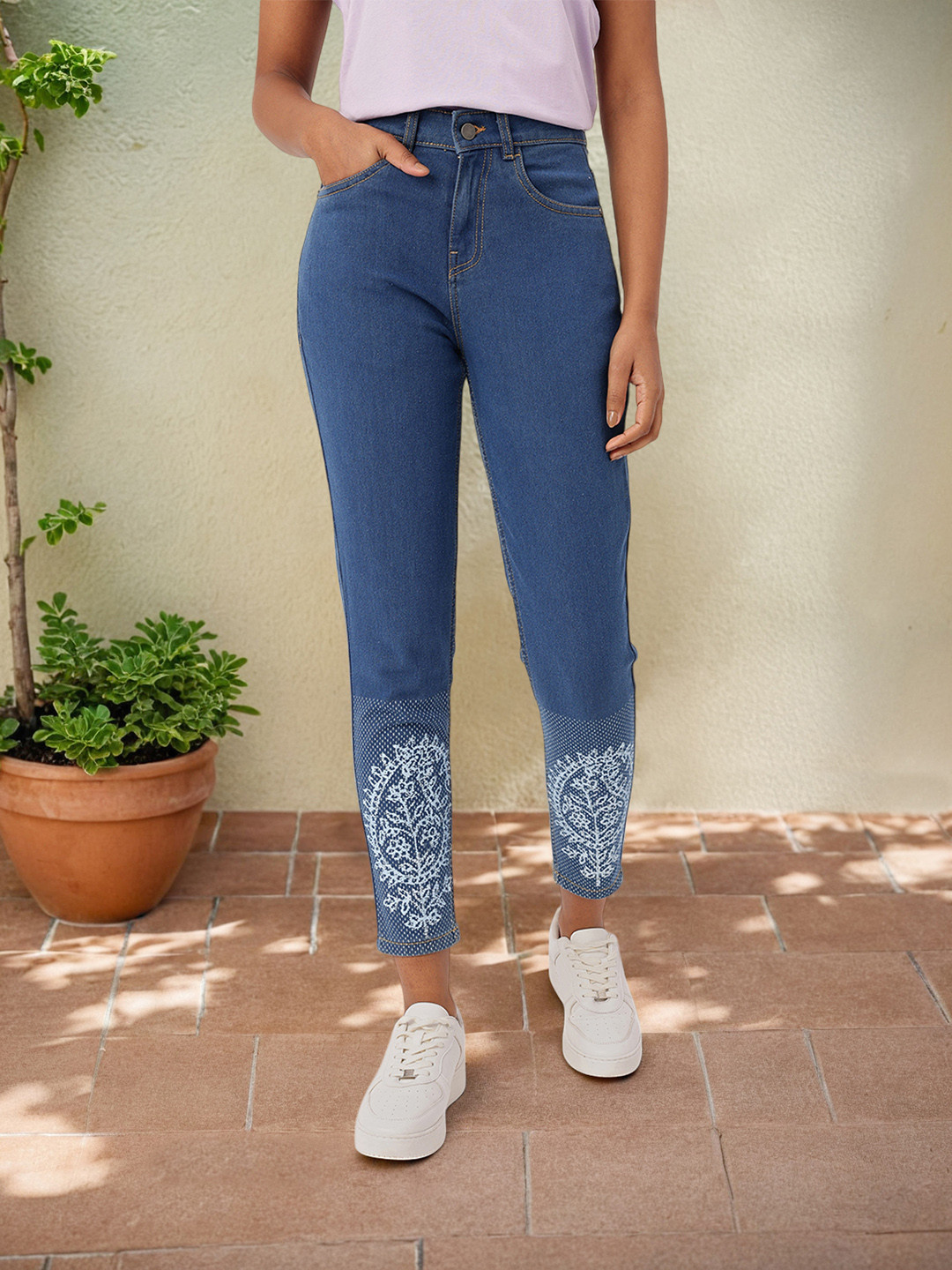 DressBerry Women Mom Fit Ethnic Printed Boyfriend Fit Jeans