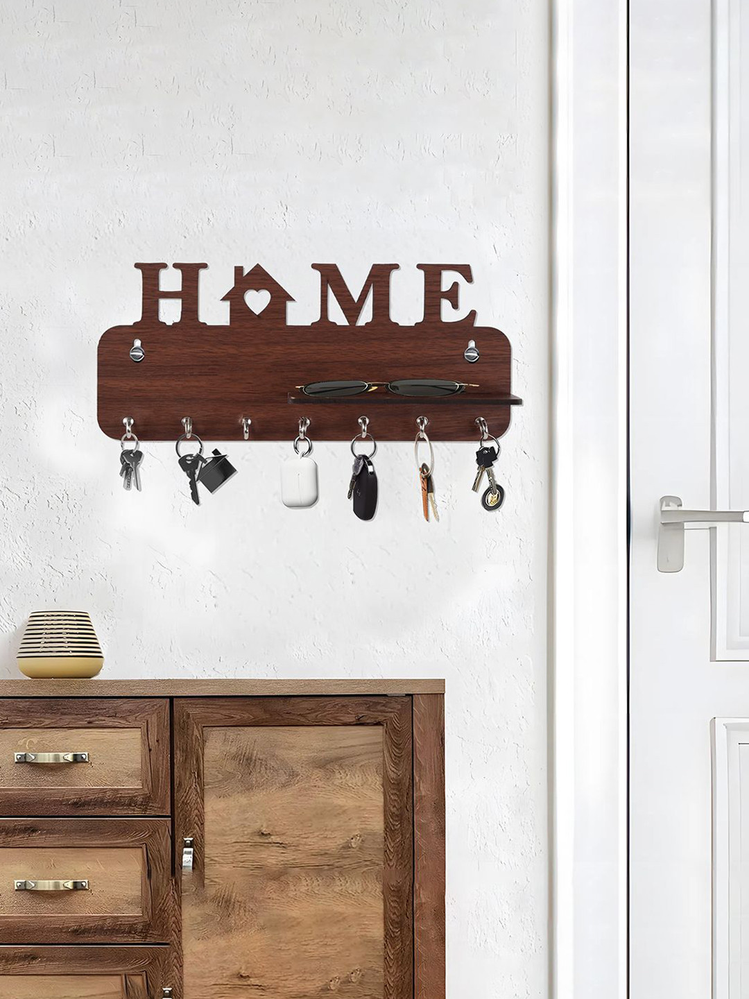 Kuber Industries Dark Brown 7 Hook Wooden Key Holder