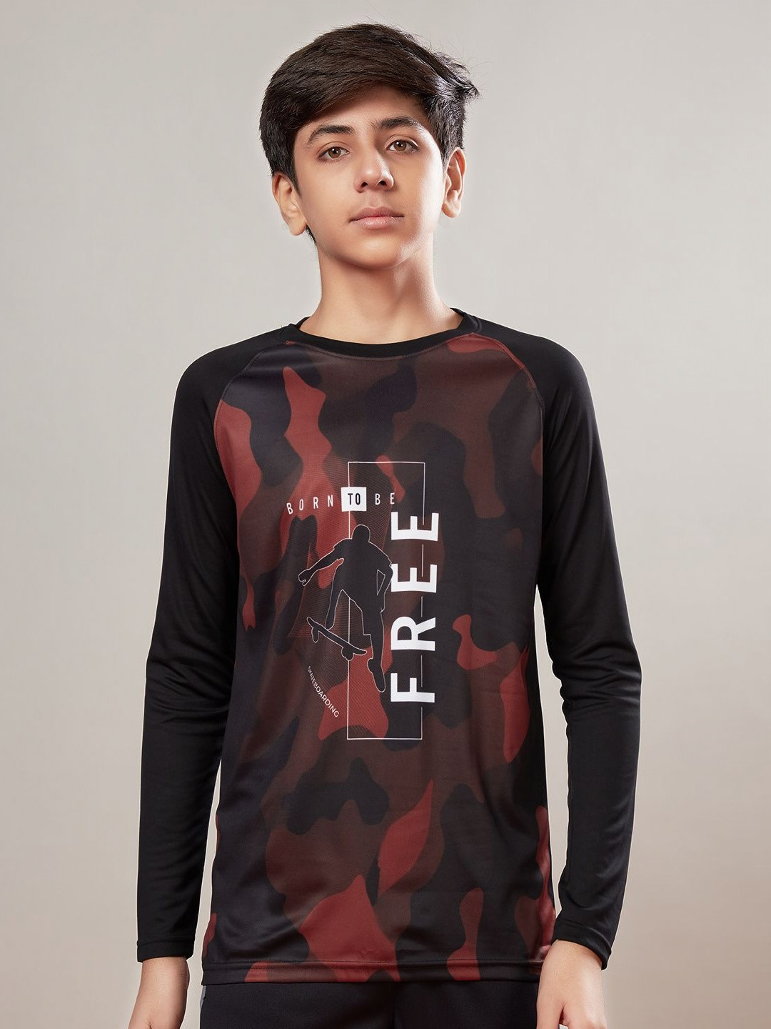 Technosport Boys Typography Printed Pockets Slim Fit T-shirt
