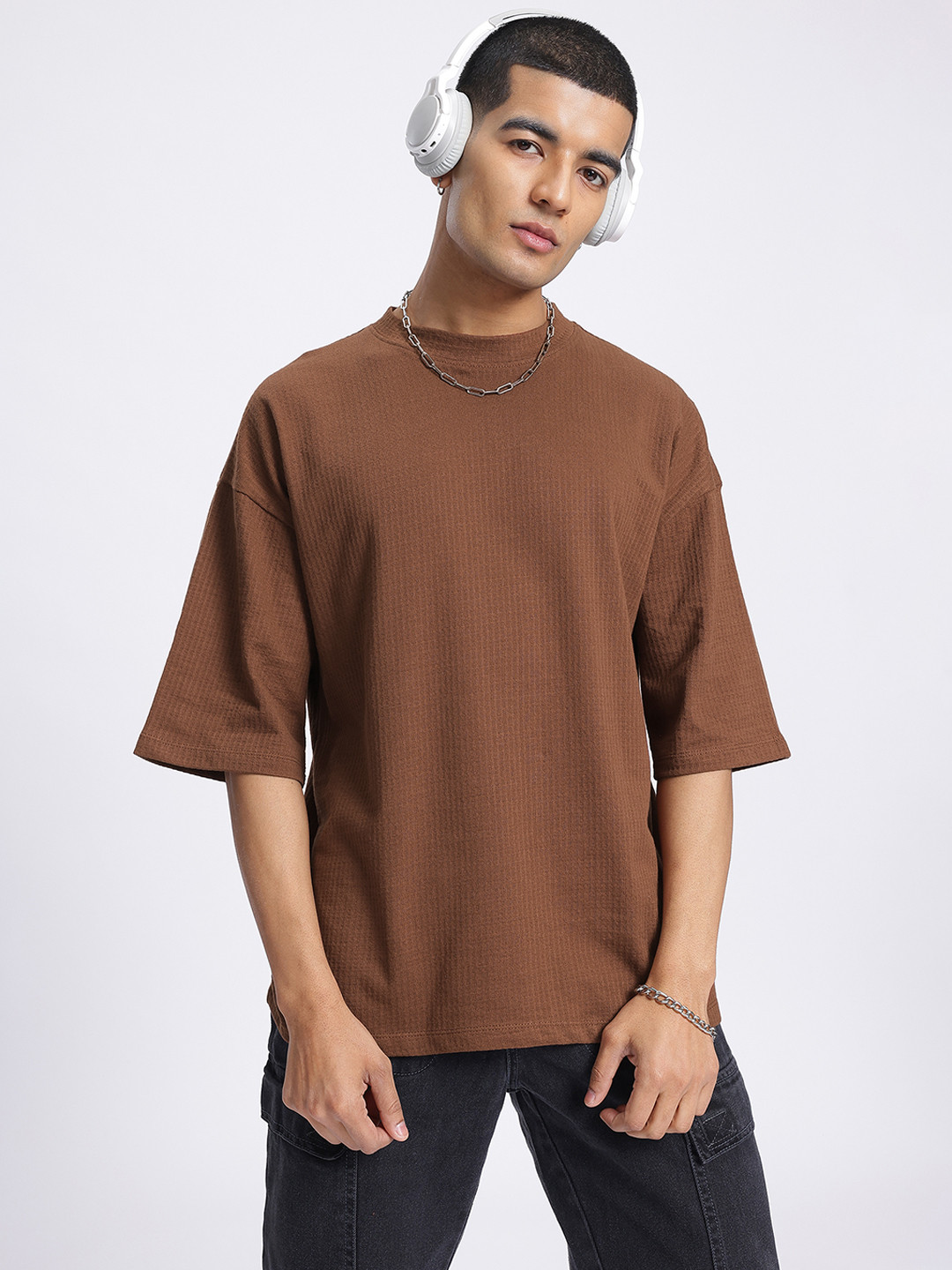 glitchez Stripe Self-Design Relaxed Fit Drop-Shoulder Sleeves Pure Cotton T-shirt