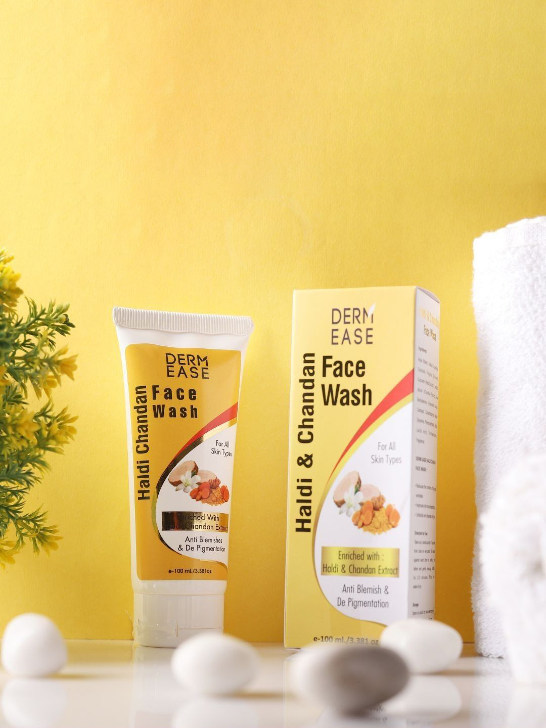 DERMEASE Haldi & Chandan Face Wash For Anti Blemishes & De Pigmentation - 100 ml