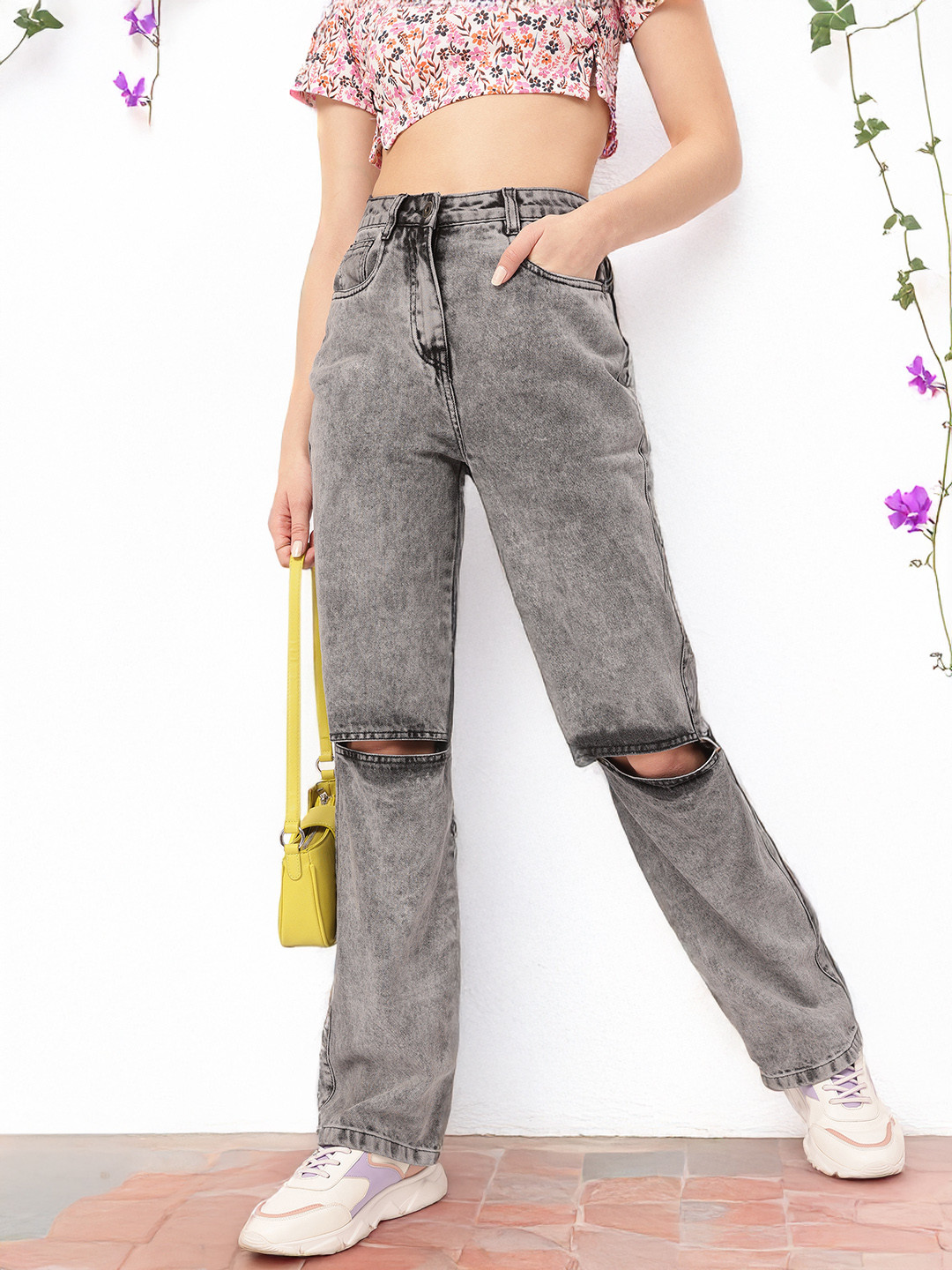 DressBerry Women Ripped Straight Jeans