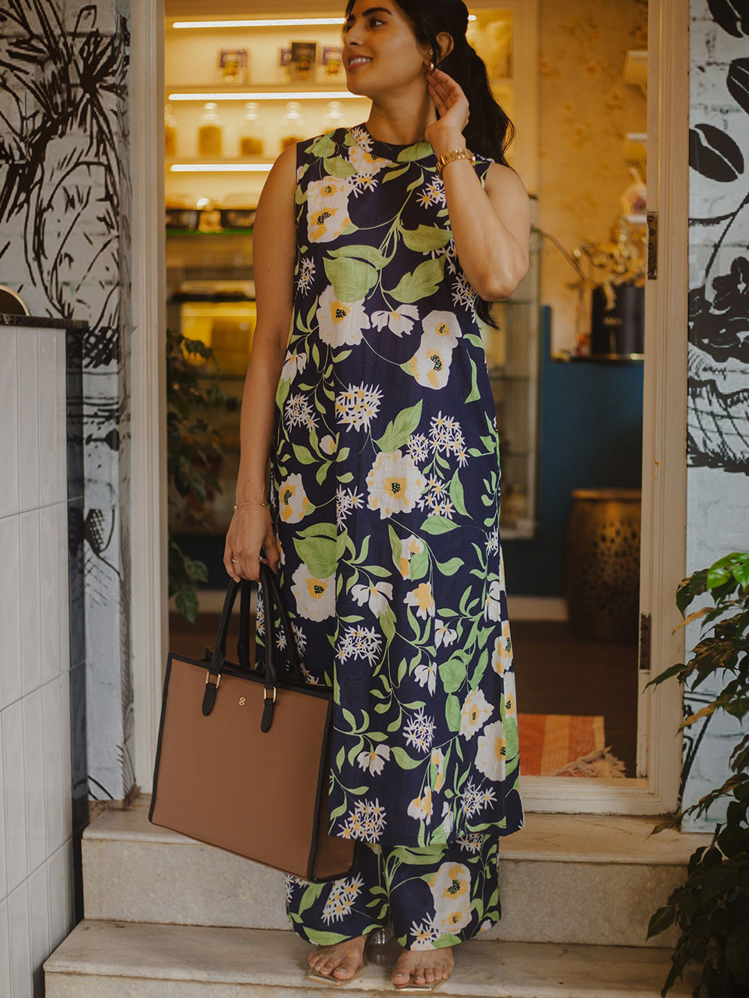 RADOSS Women Floral Printed Regular Pure Cotton Kurta with Trousers