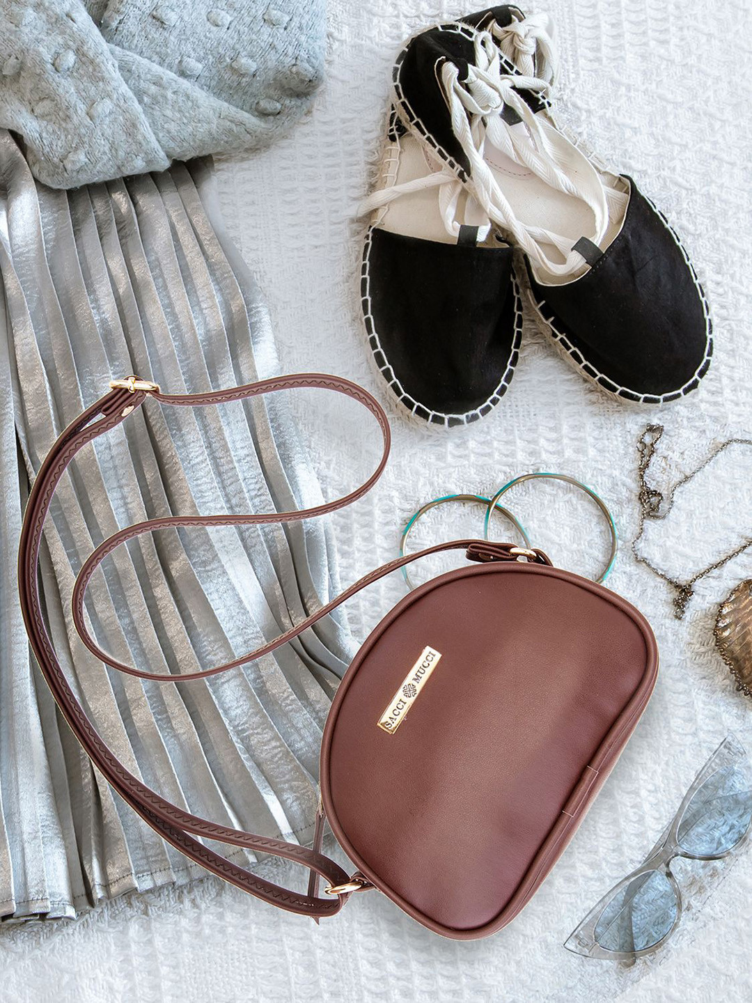 Sacci Mucci Sling Bag with Applique